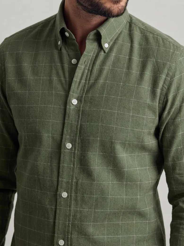 Easy-iron plain white poplin shirt